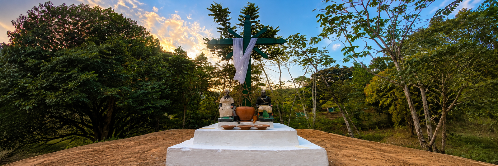 Elementos da natureza associados à espiritualidade, memória e saberes tradicionais